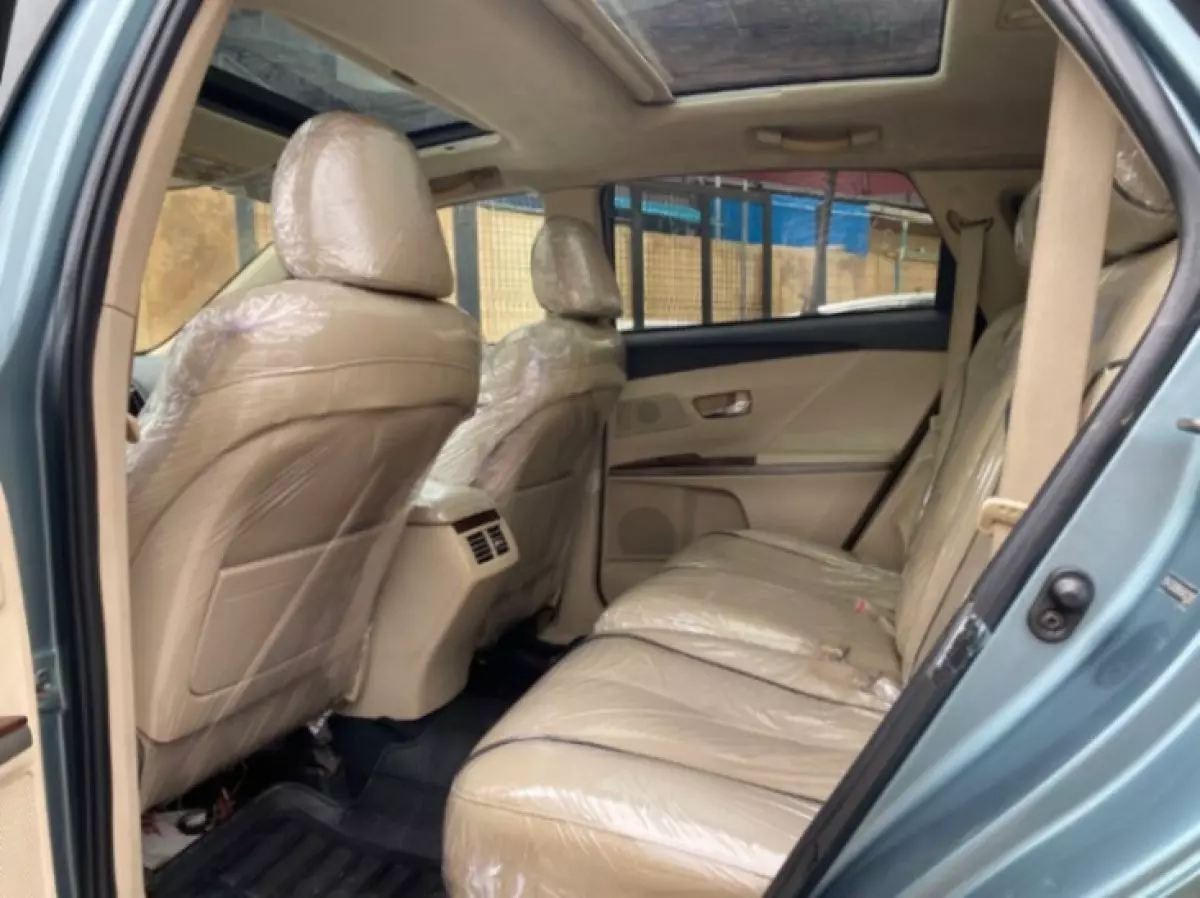 interiorBack