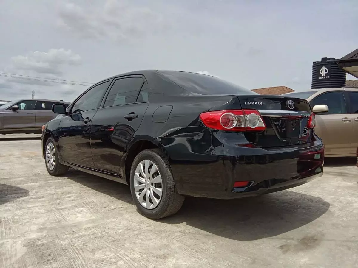 car Right Back