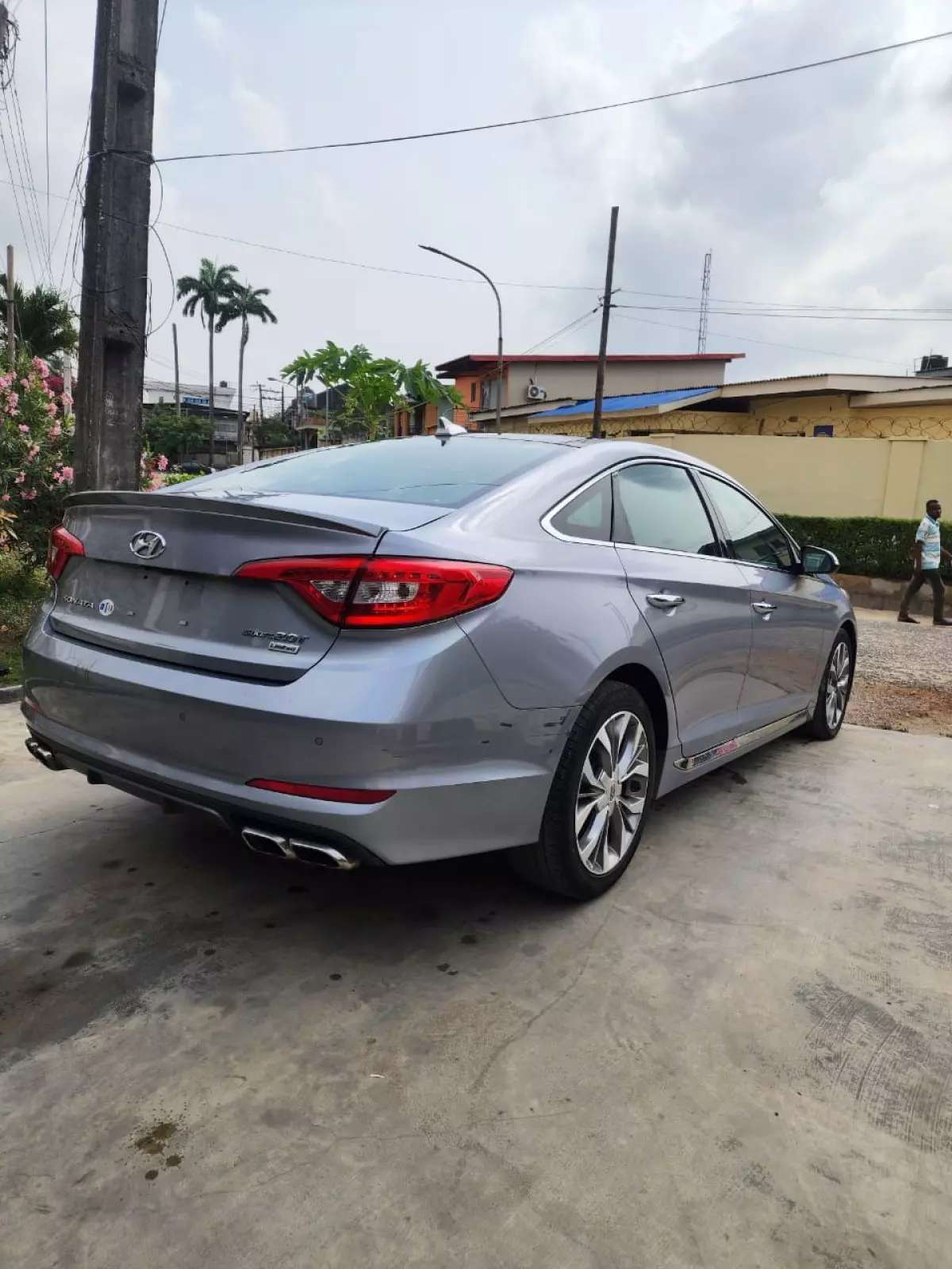 car Left Back