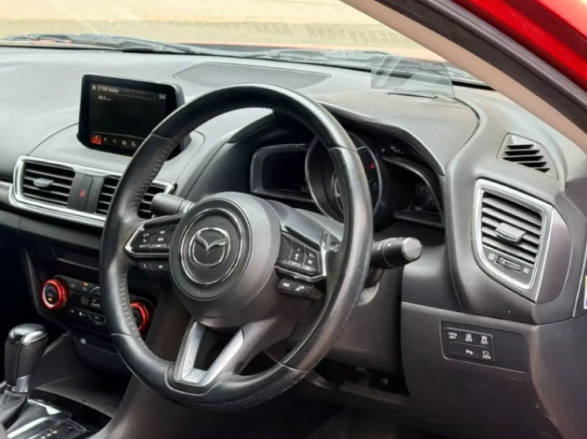 interiorFront