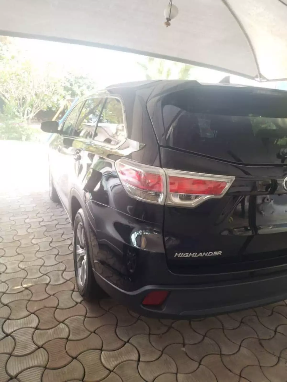 car Right Back