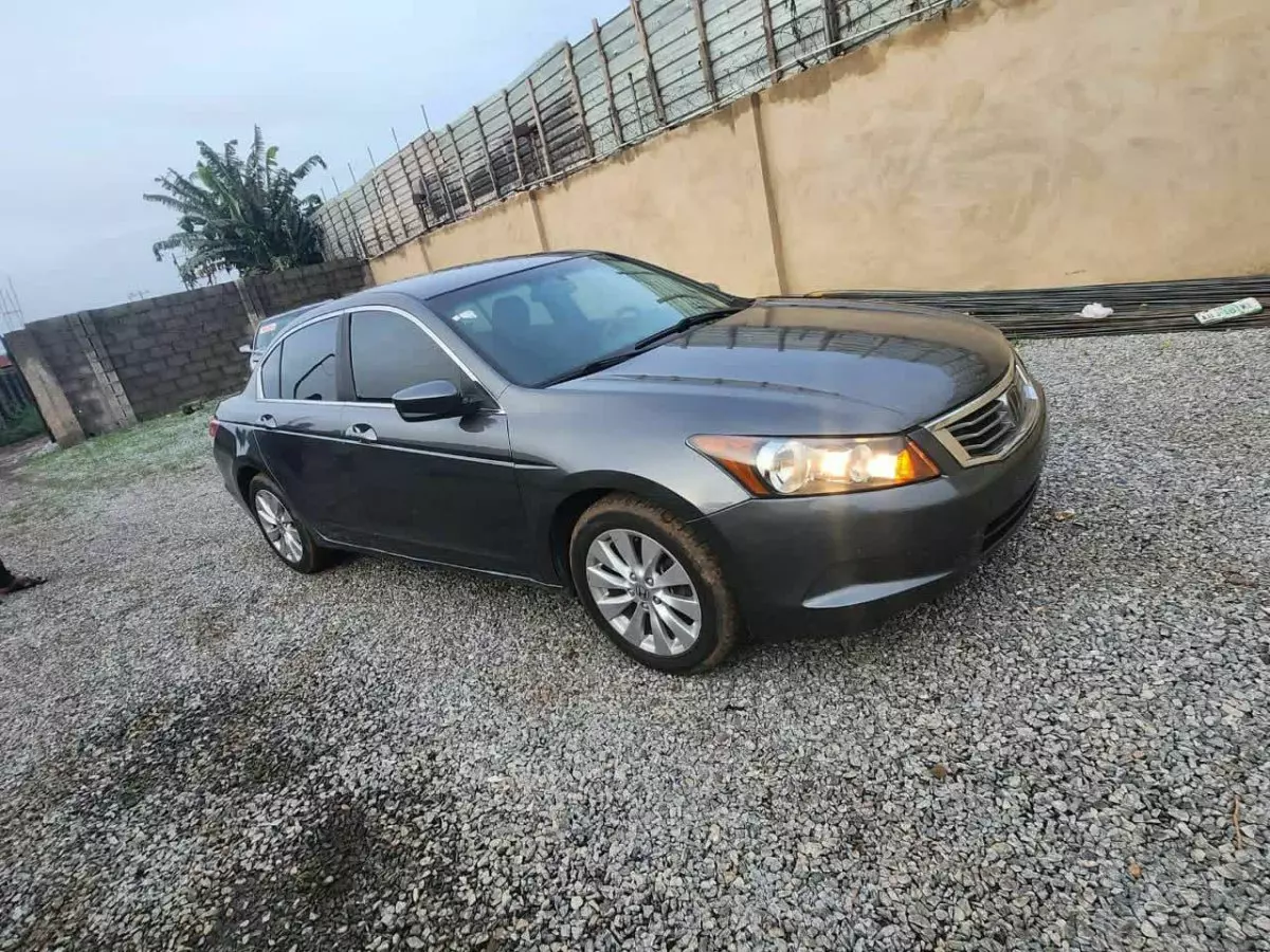 car Right Back
