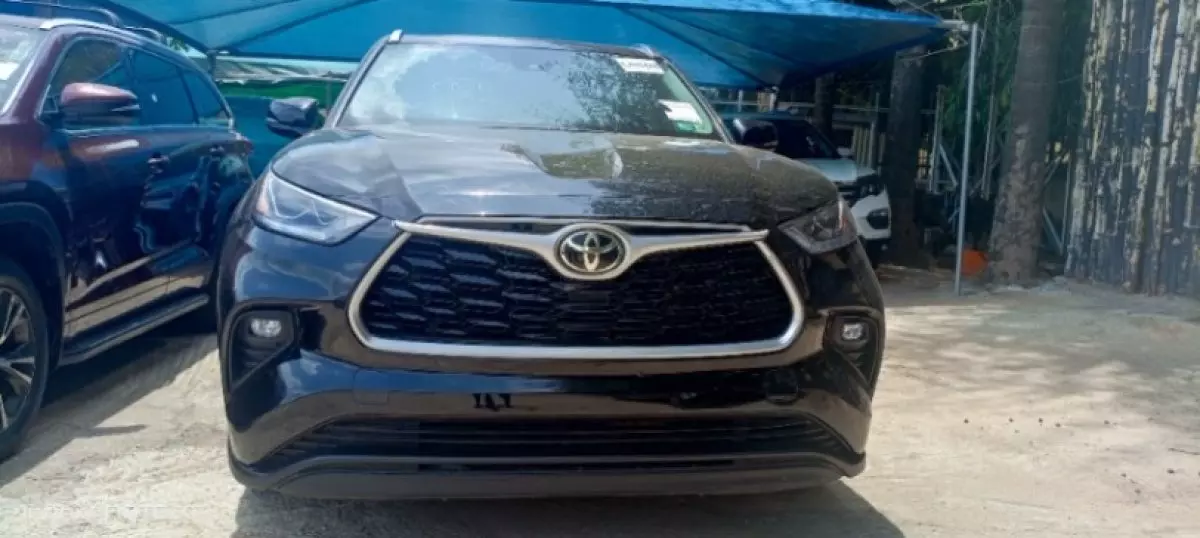 Toyota Highlander - 2021