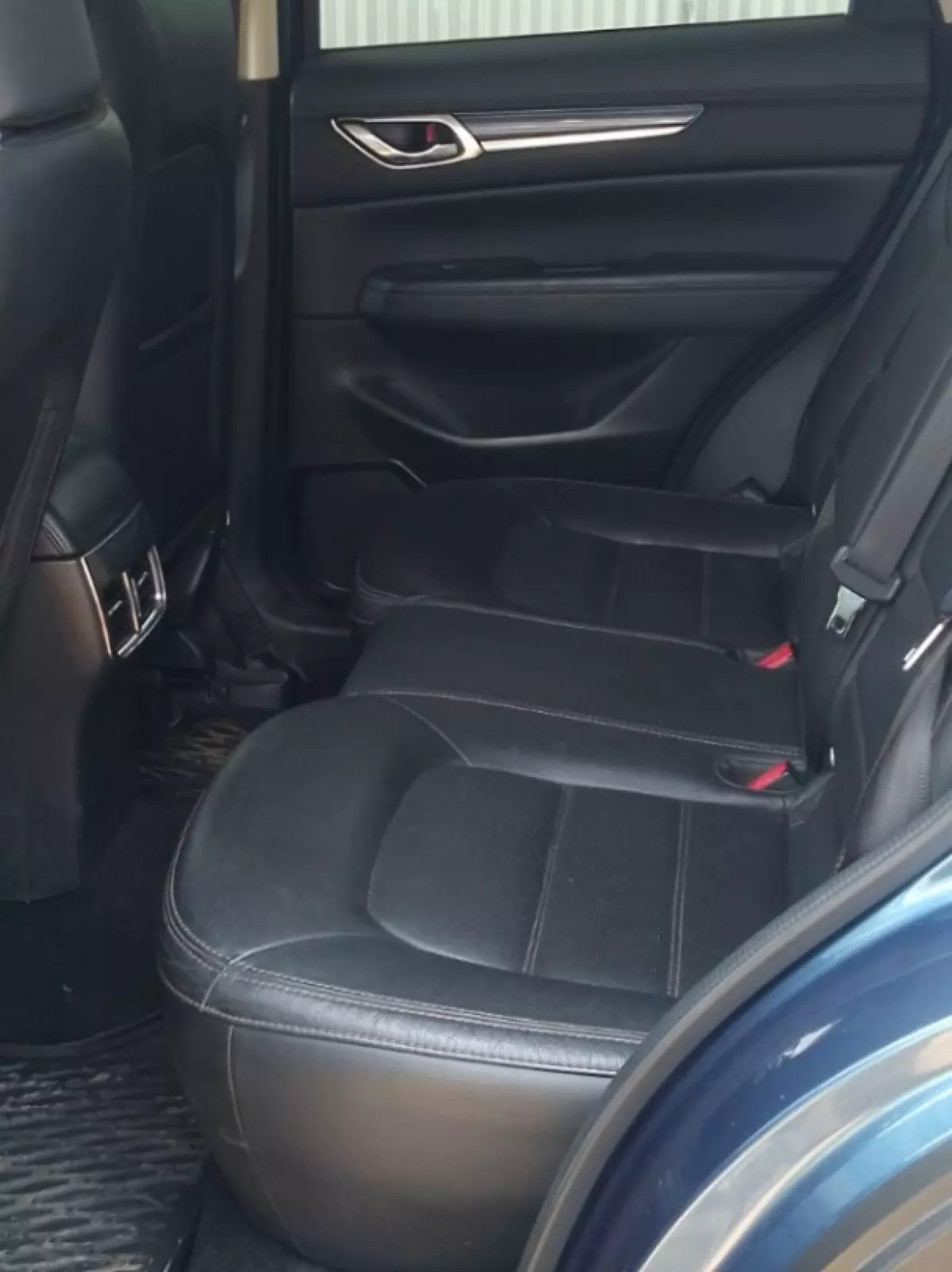 interiorBack