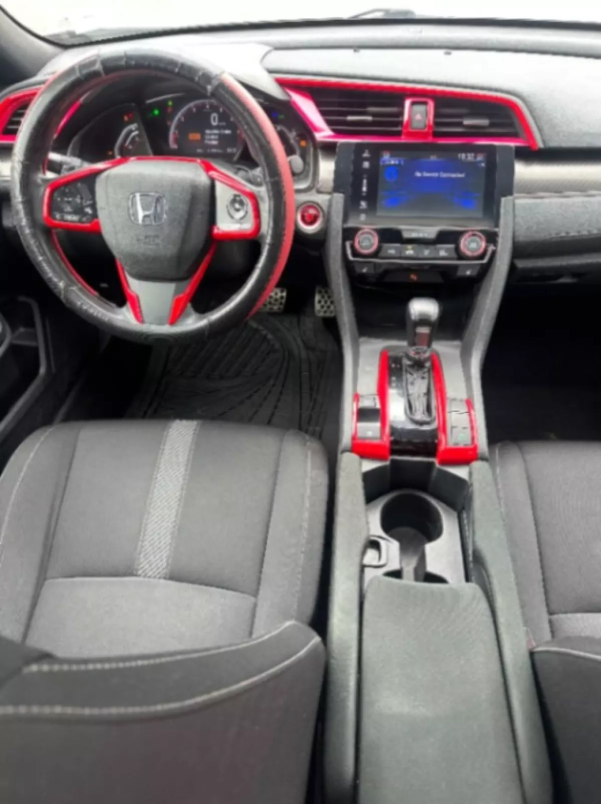 interiorFront