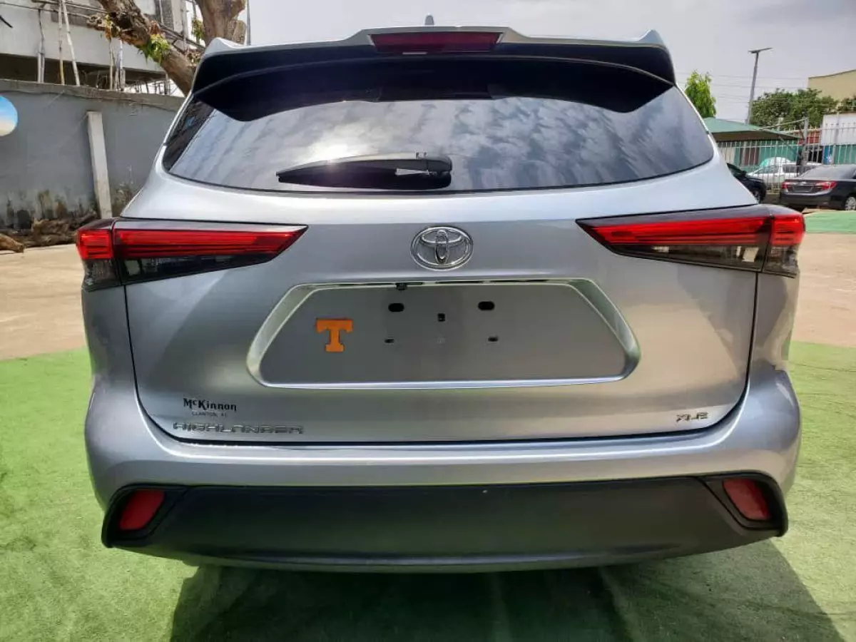 car Back
