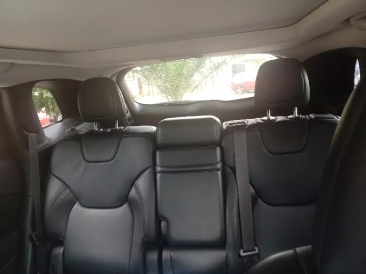 interiorBack