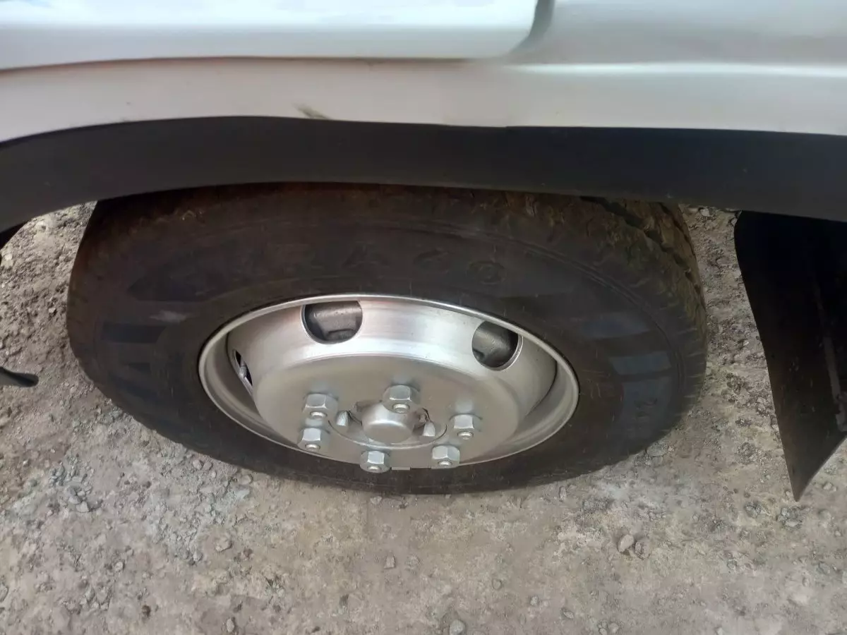 tyre1