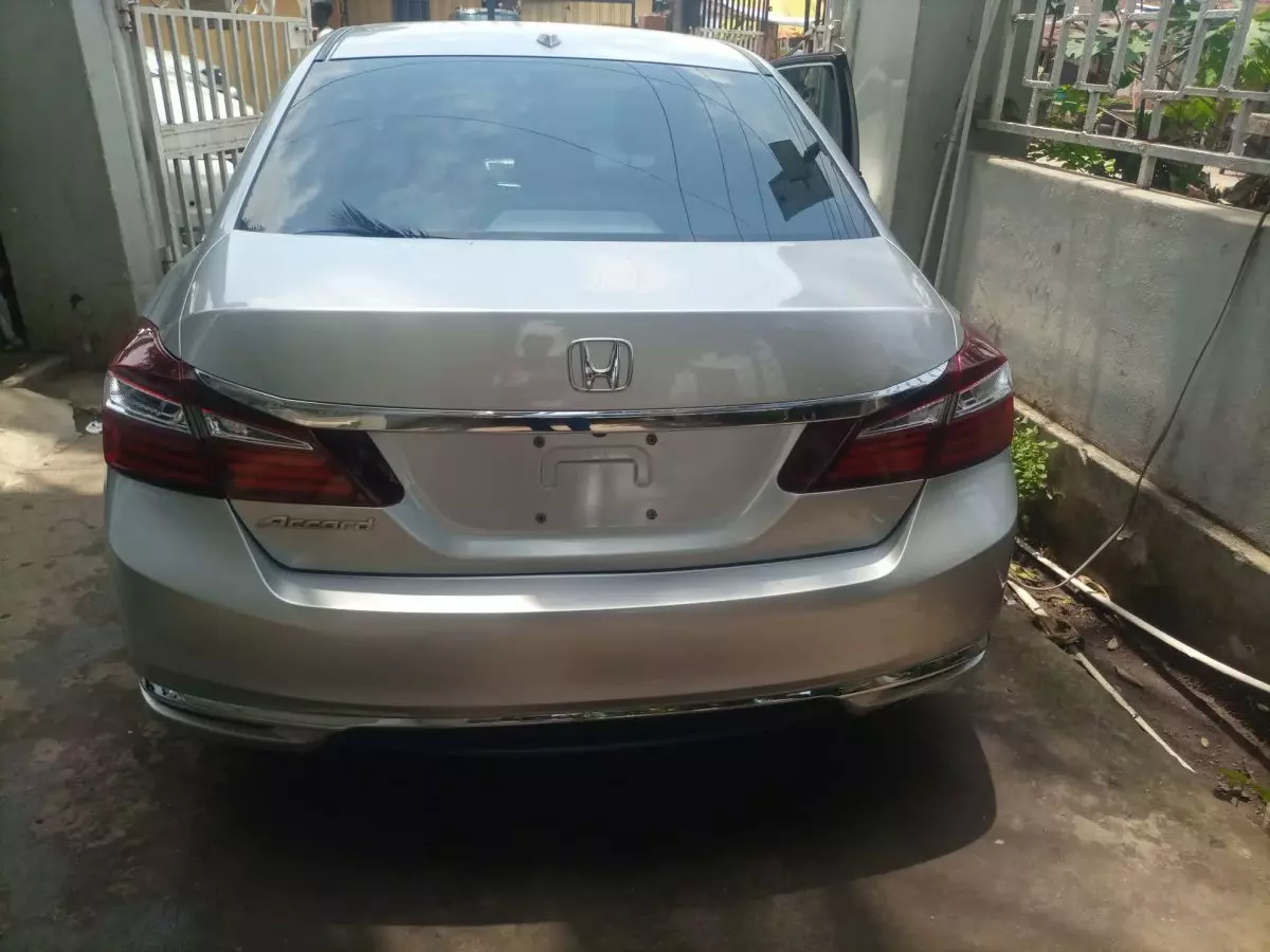 car Back