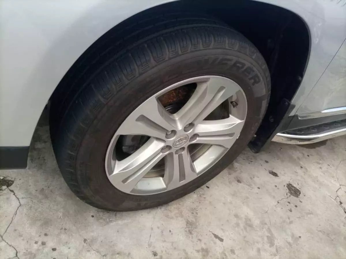 tyre1