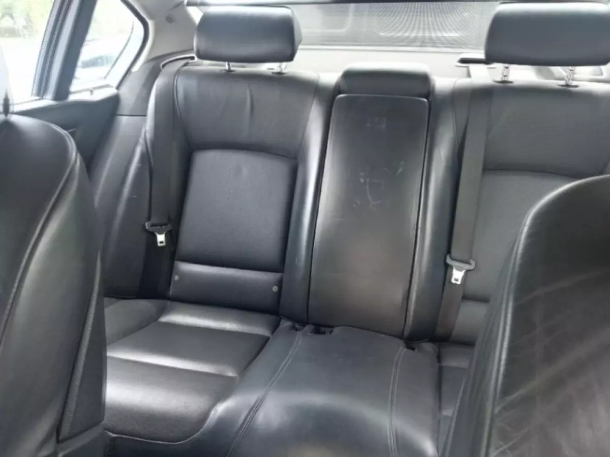 interiorBack