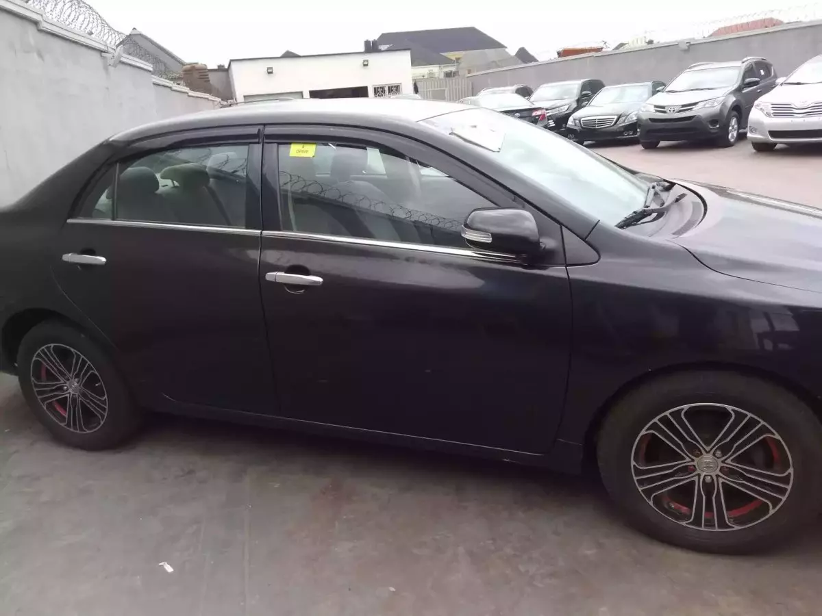 Toyota Corolla - 2010