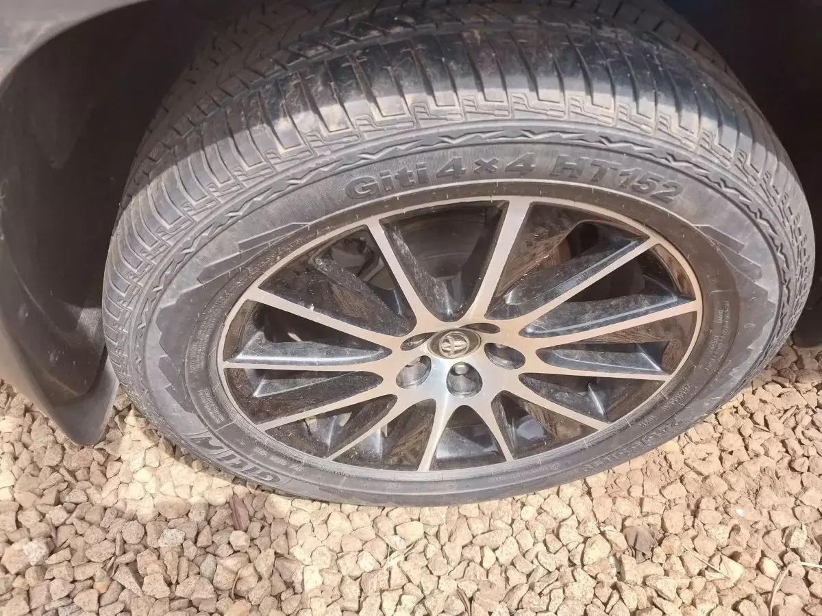 tyre3