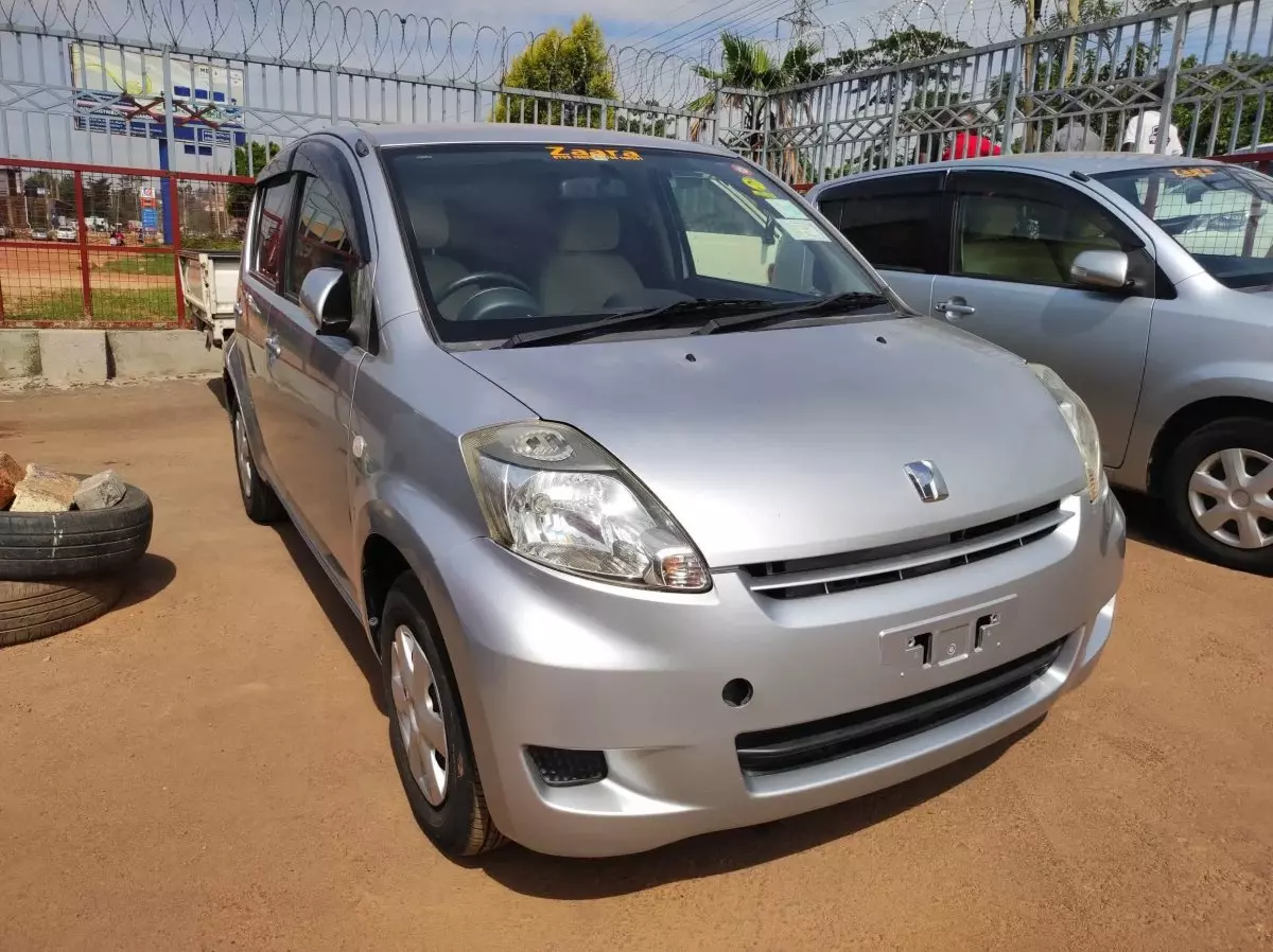 Toyota Passo - 2009
