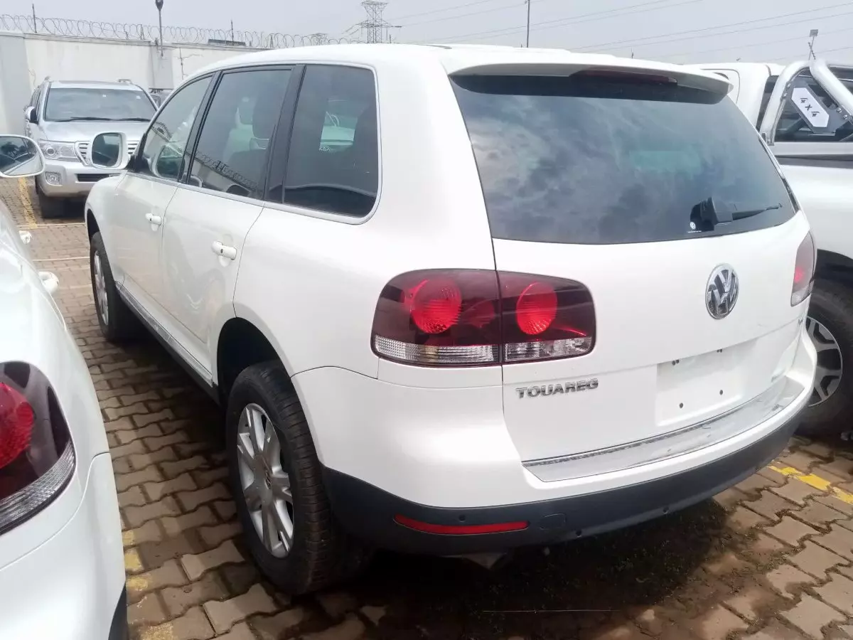 car Left