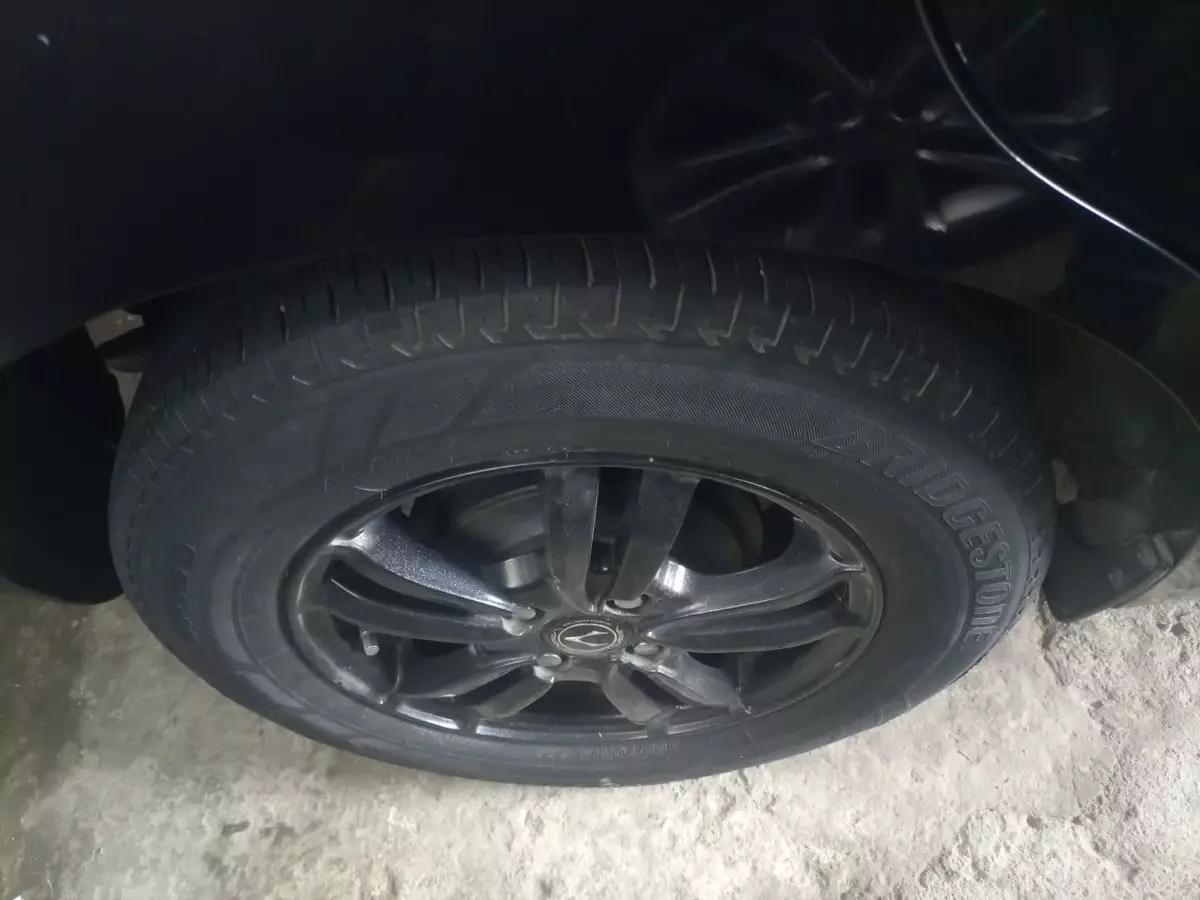 tyre1