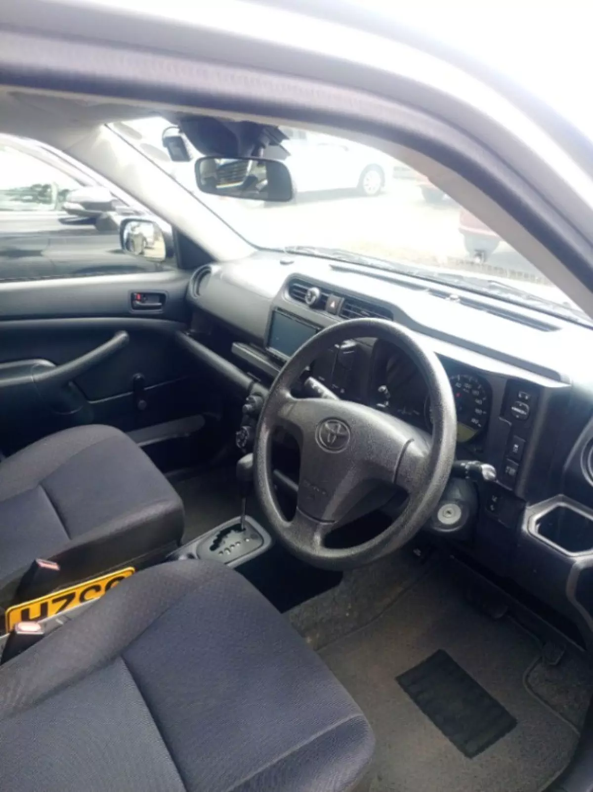 interiorFront