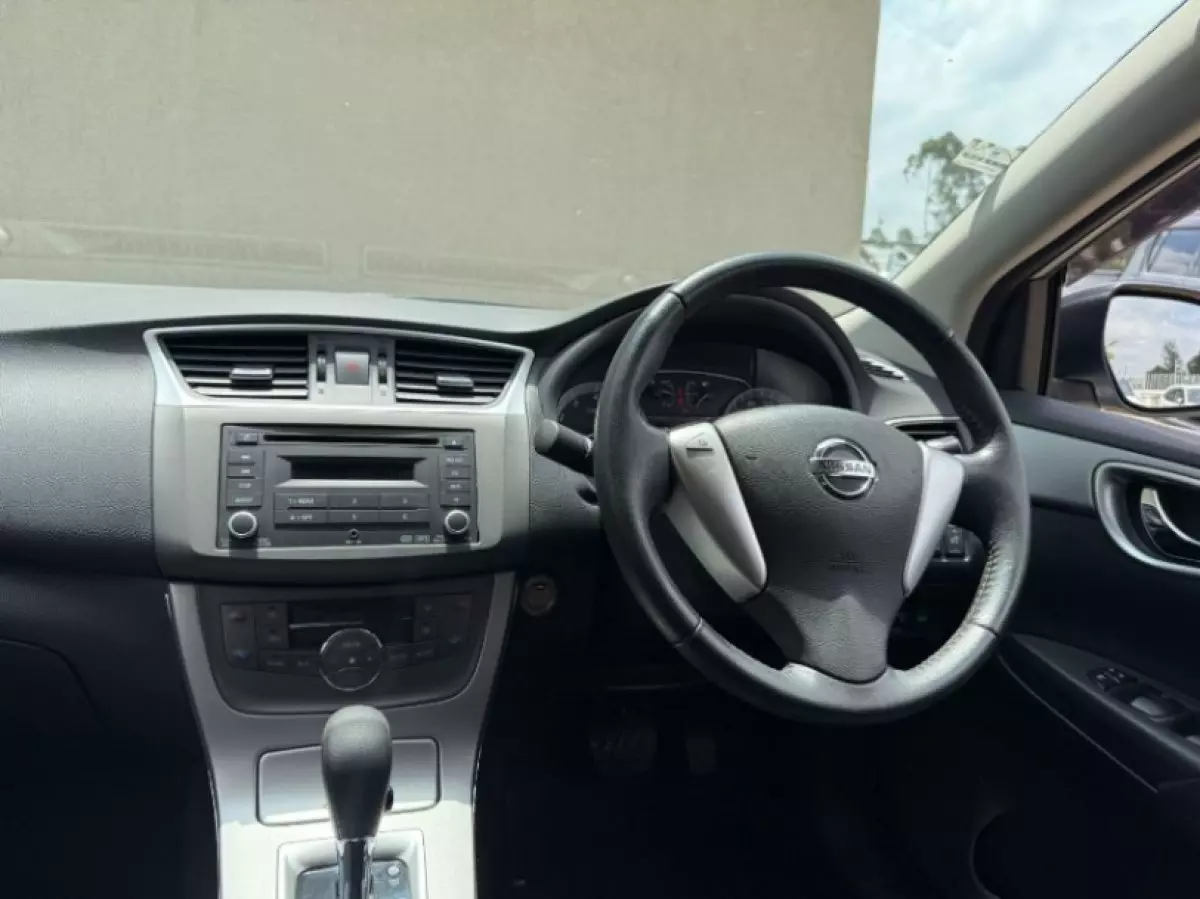 interiorFront
