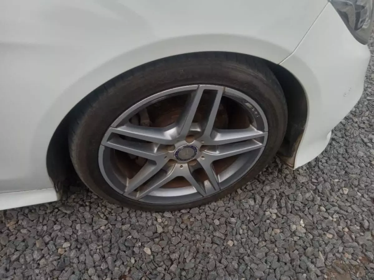 tyre2