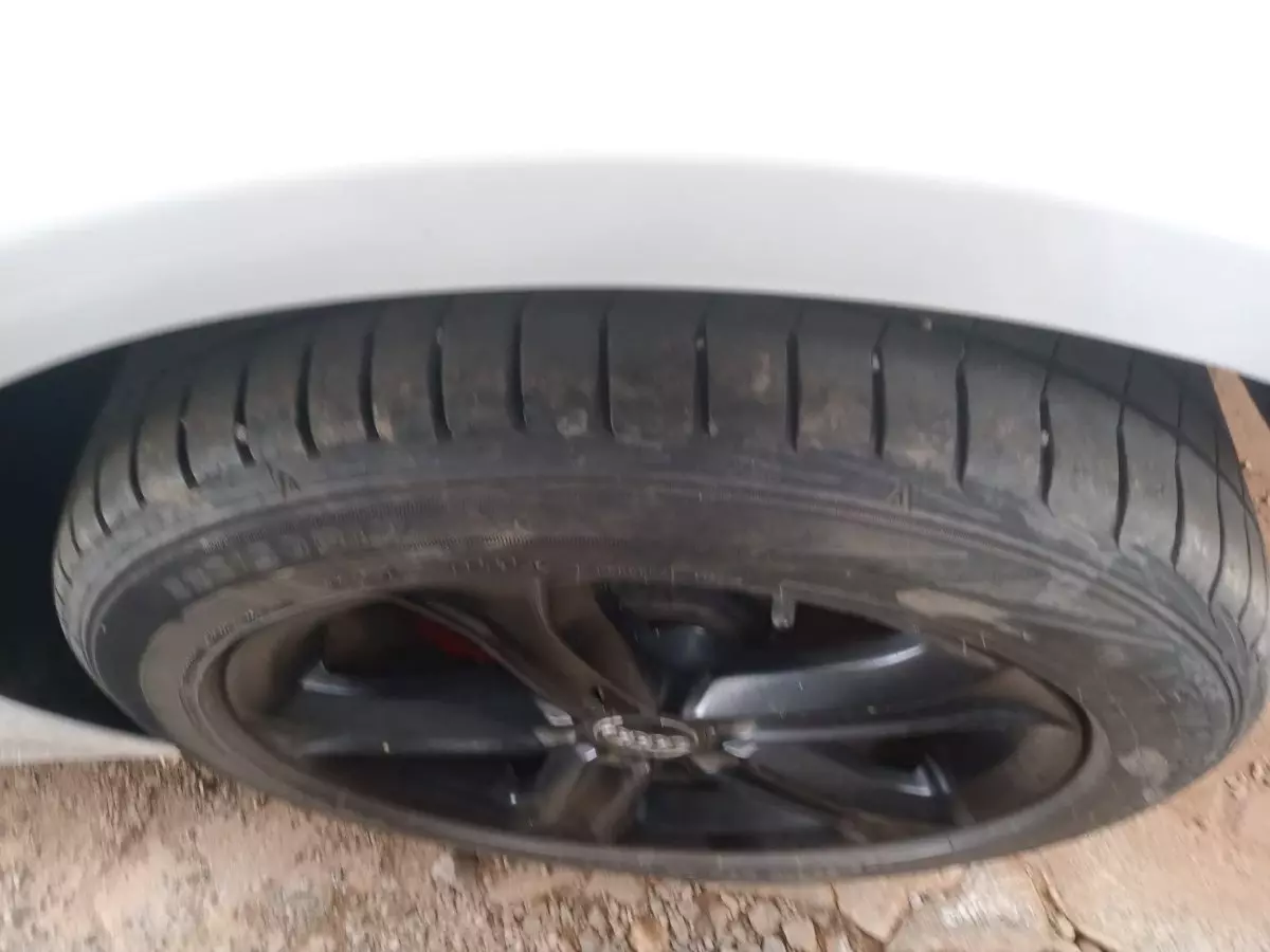tyre1