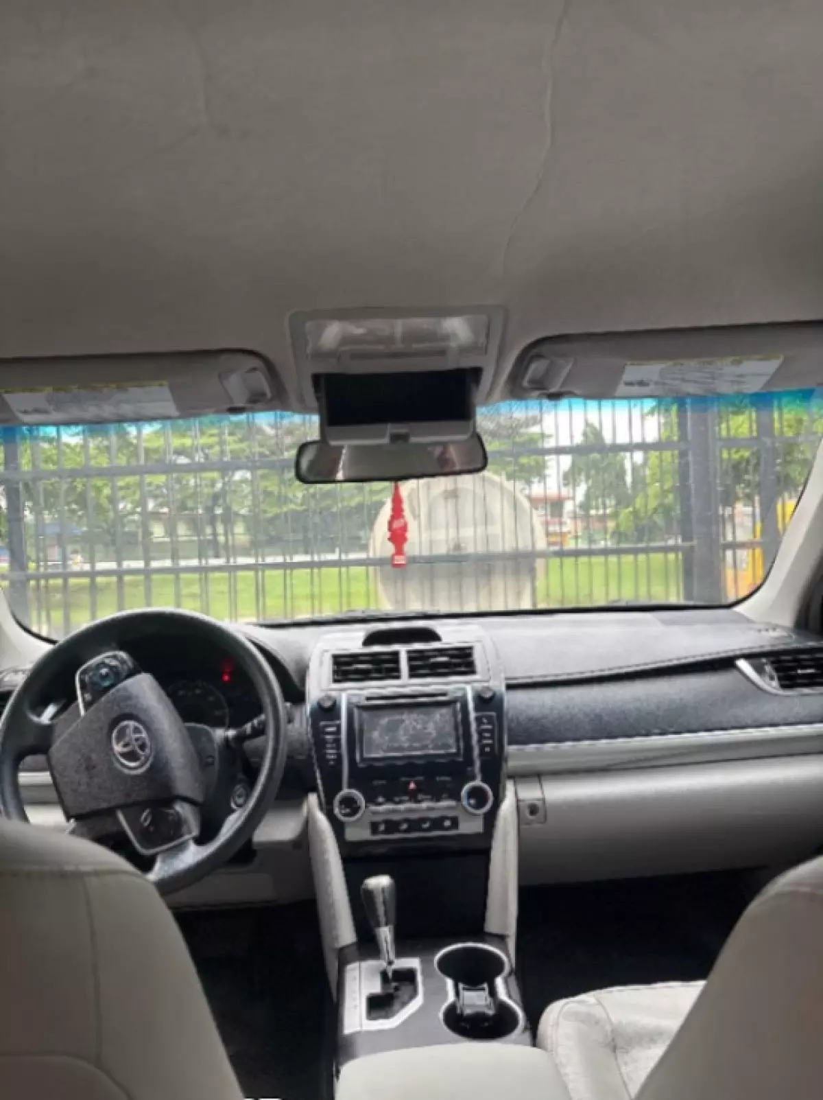 interiorFront