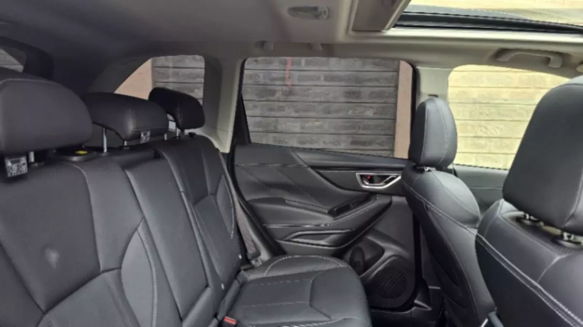 interiorBack