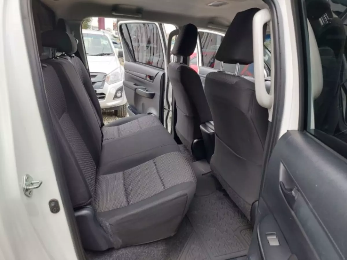 interiorBack