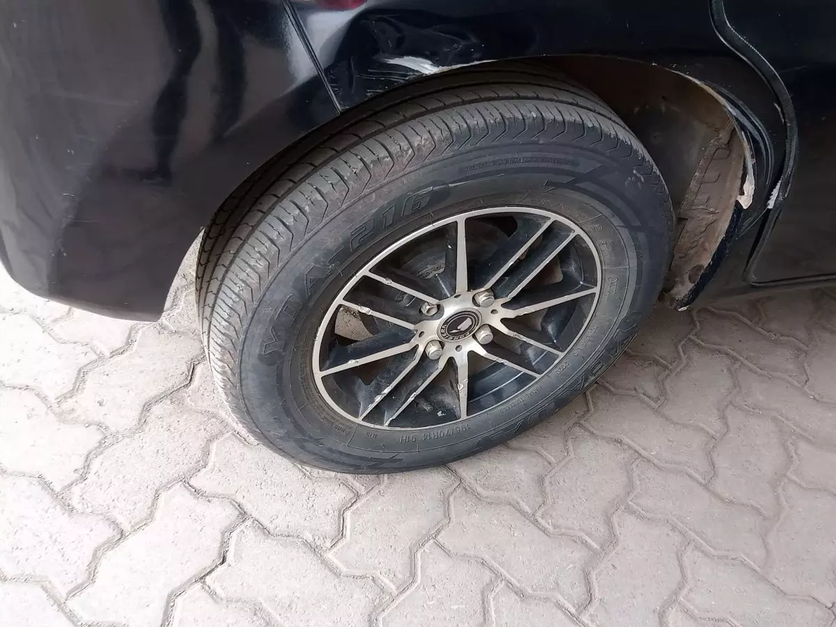 tyre2
