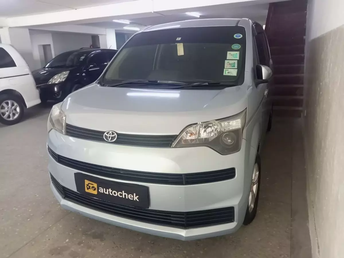 car Left Front