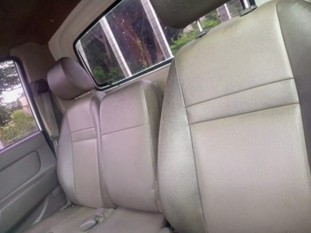 interiorBack