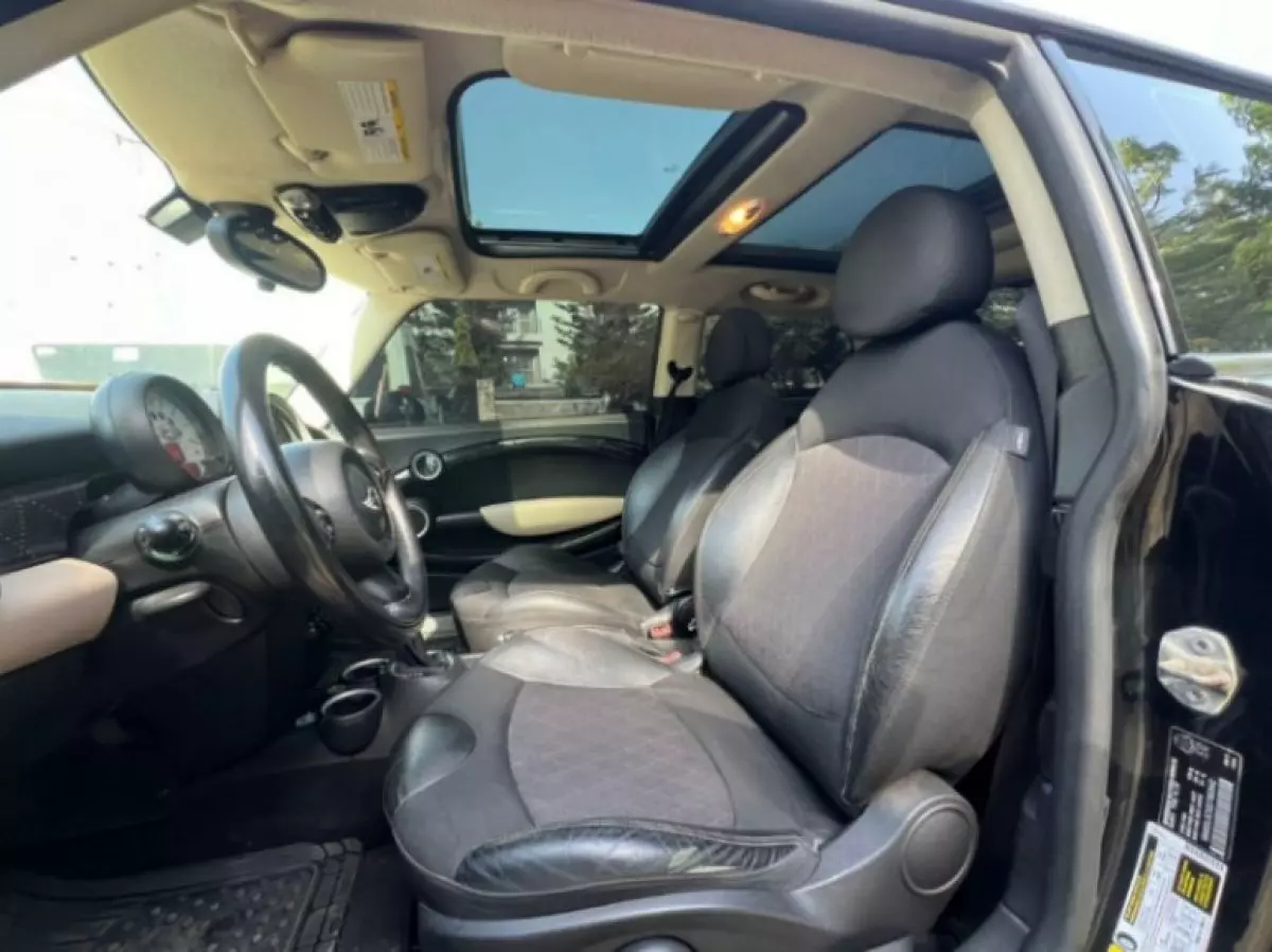 interiorBack