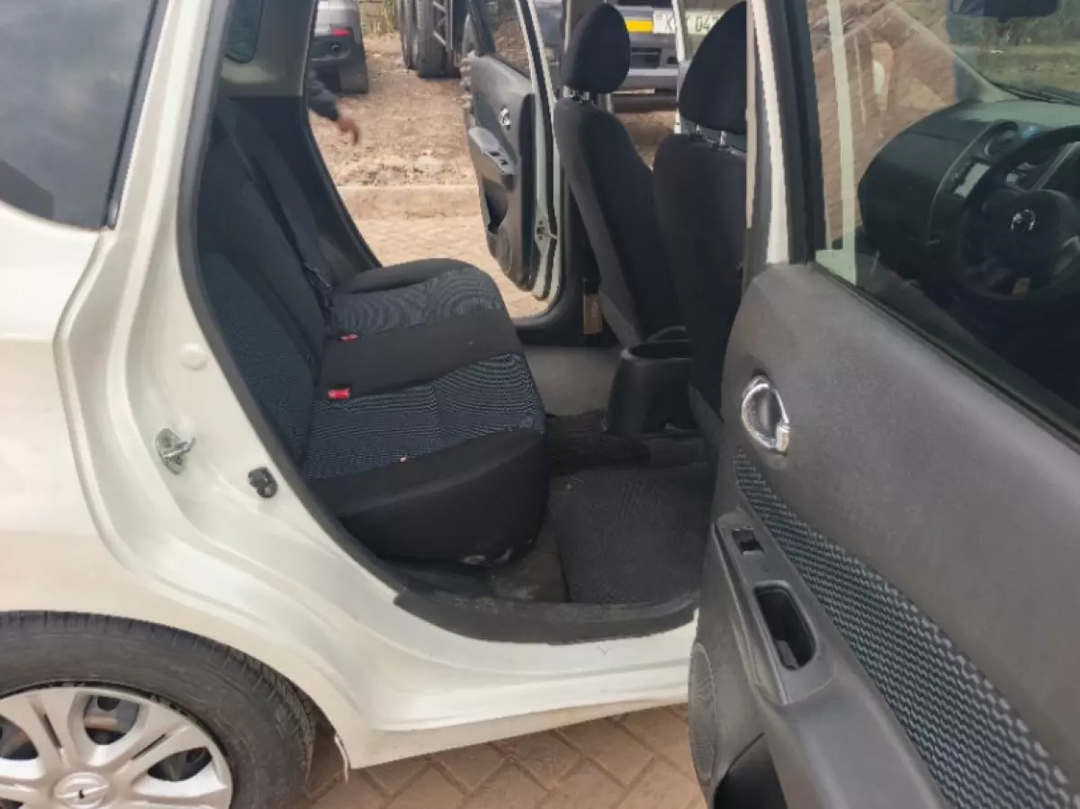 interiorBack
