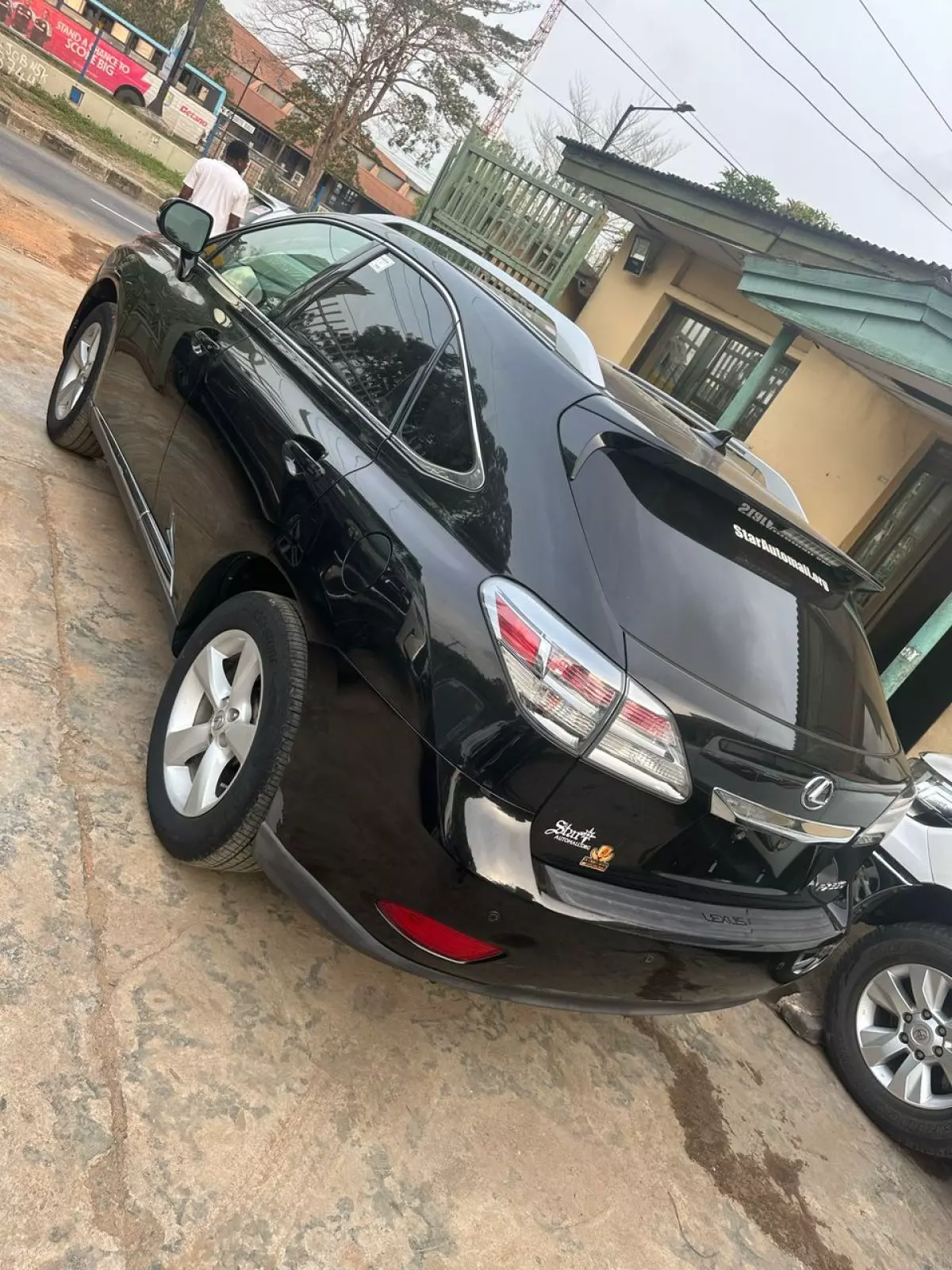car Right Back