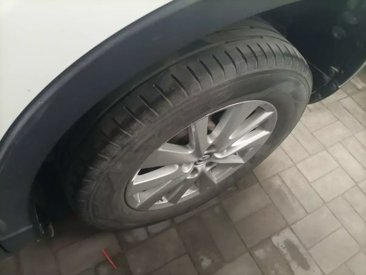 tyre3
