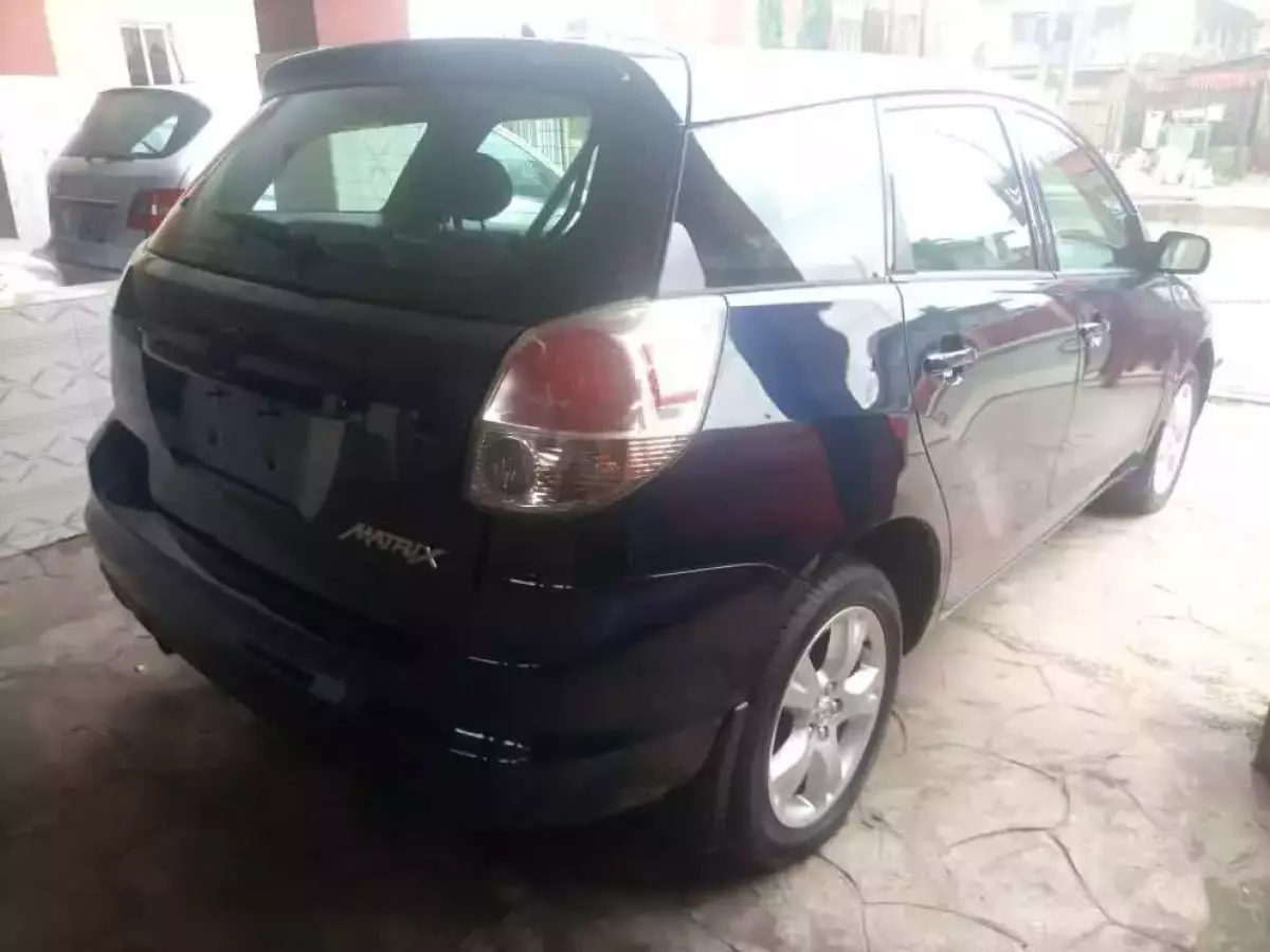 Car Right Back