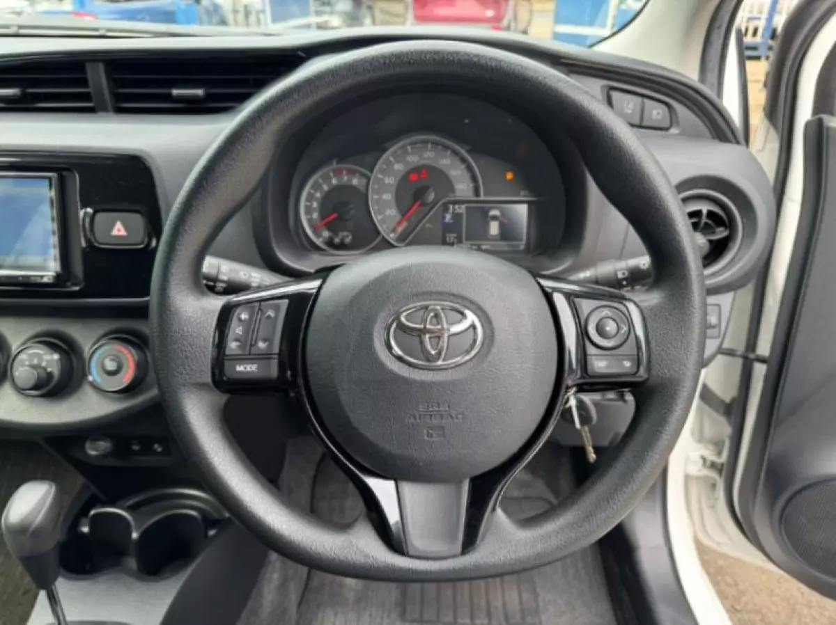 interiorFront