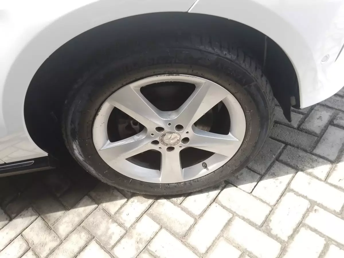 tyre1