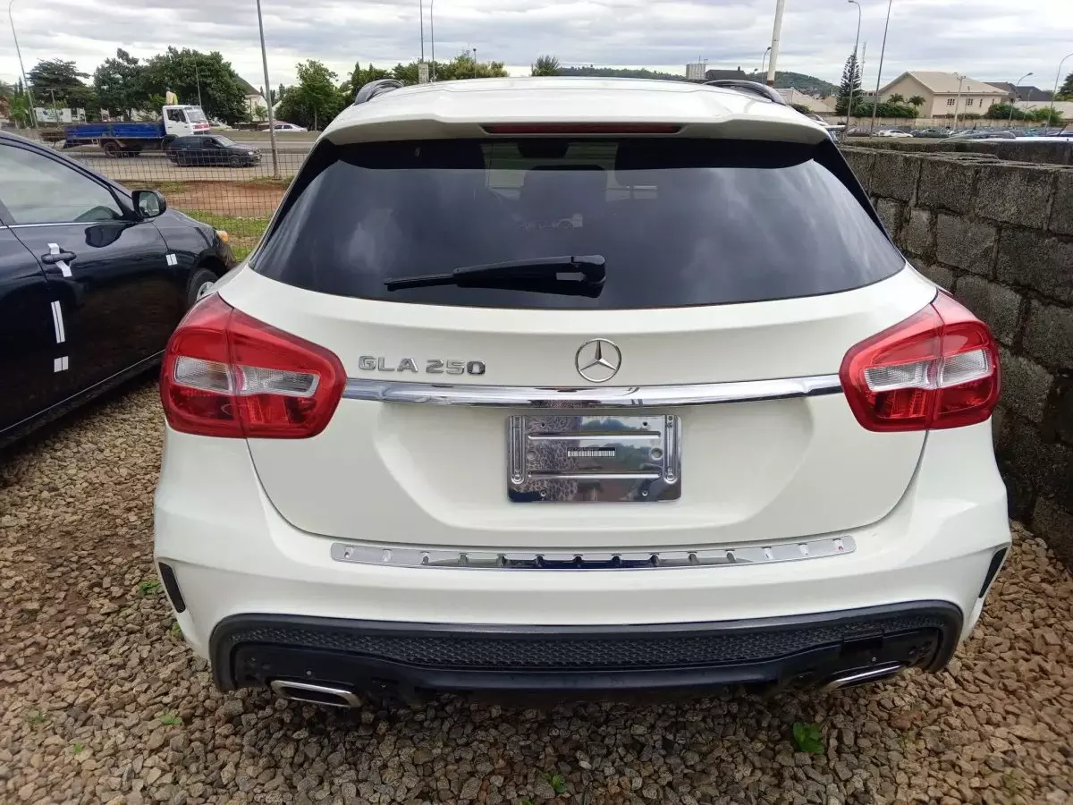 car Back