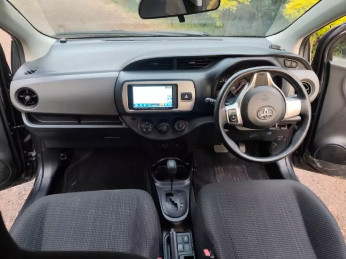 interiorFront