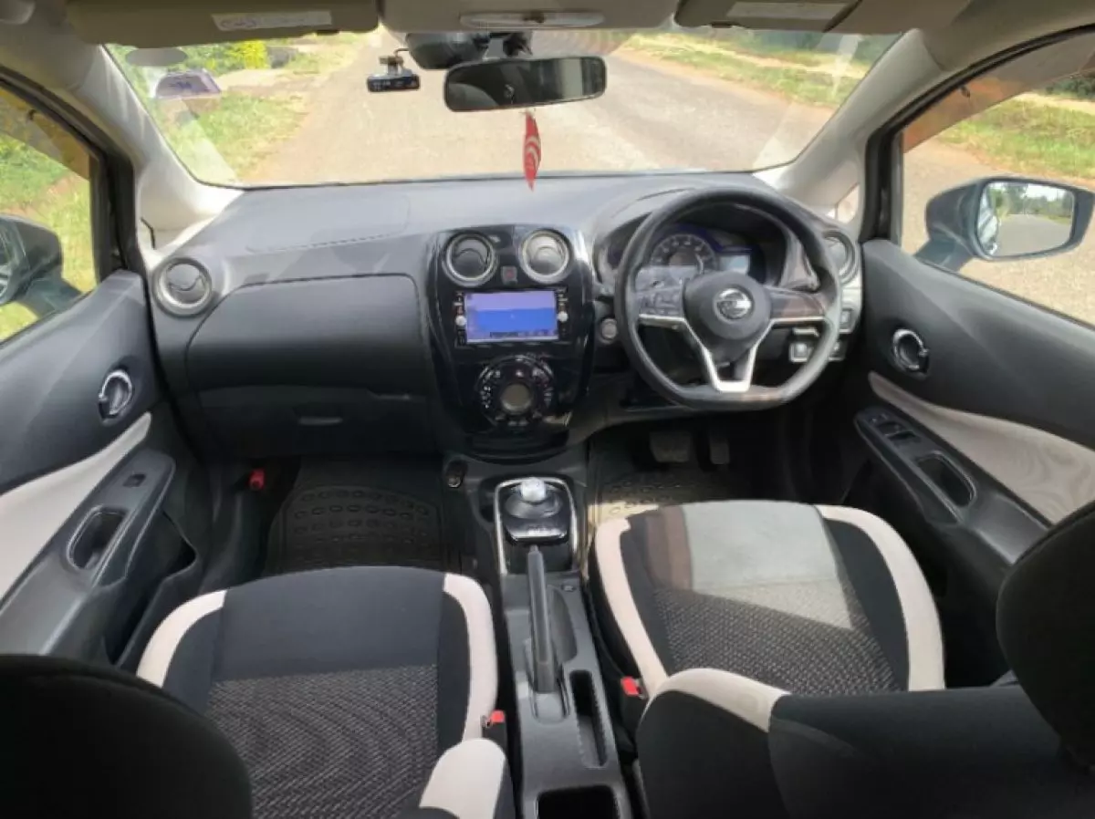 interiorFront