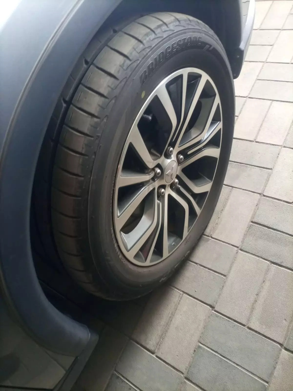 tyre3