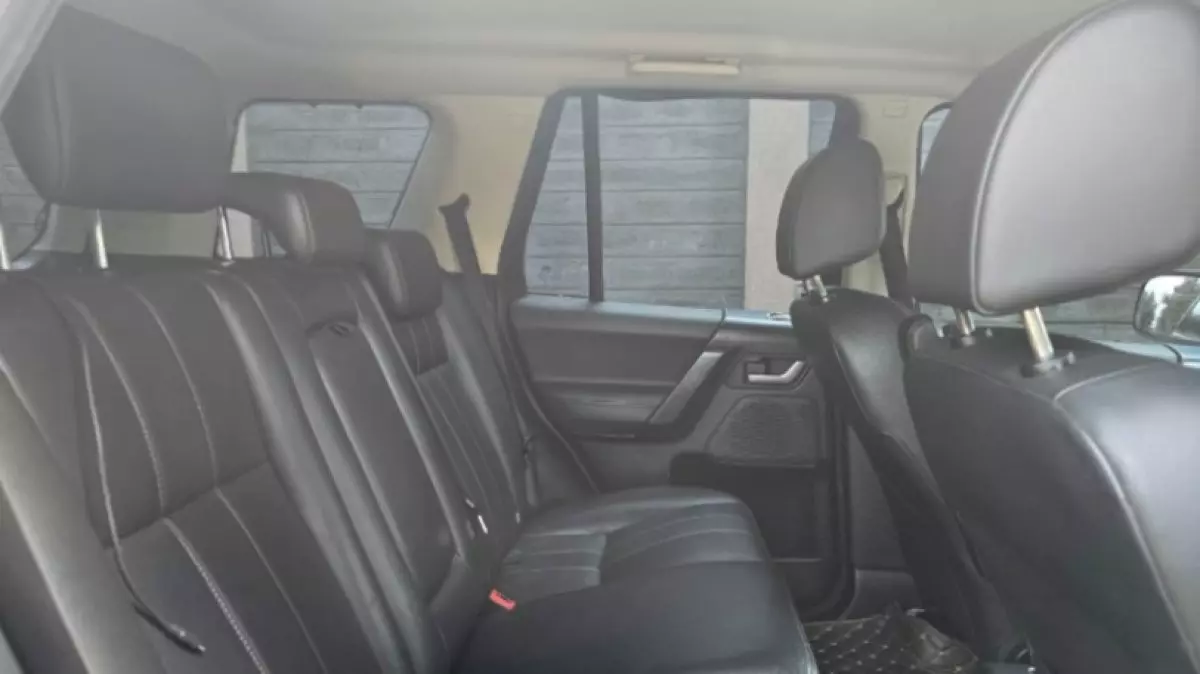 interiorBack