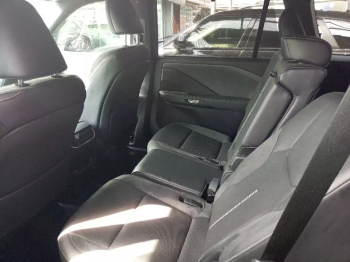 interiorBack