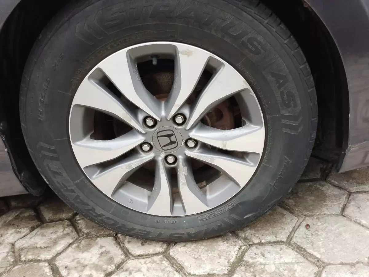 tyre2