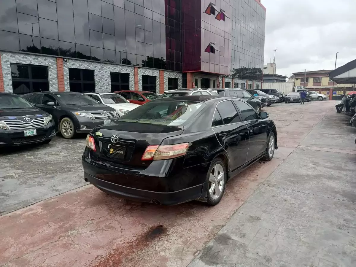 car Left