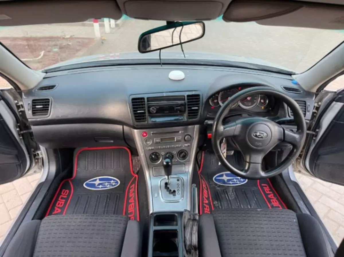 interiorFront