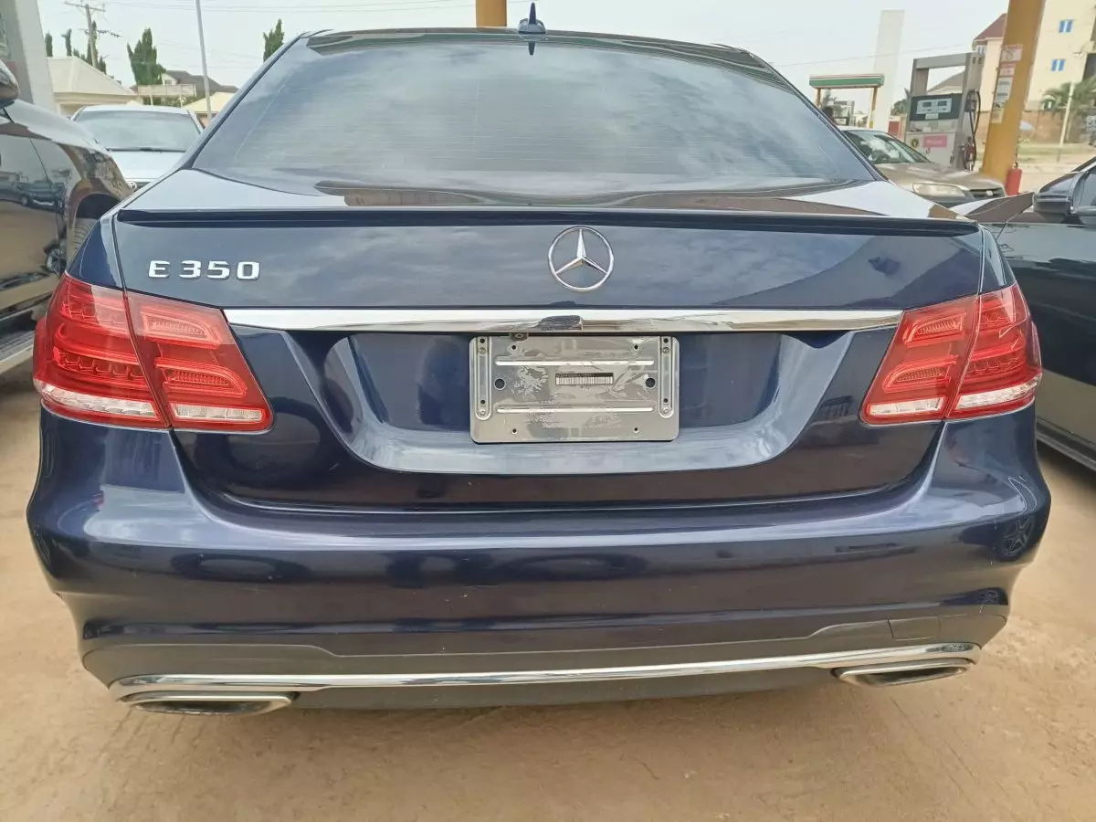 car Back