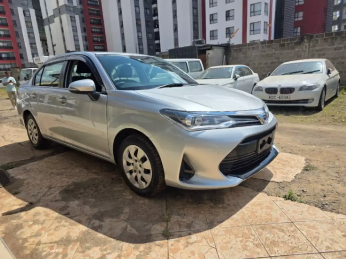 Toyota Axio  - 2018