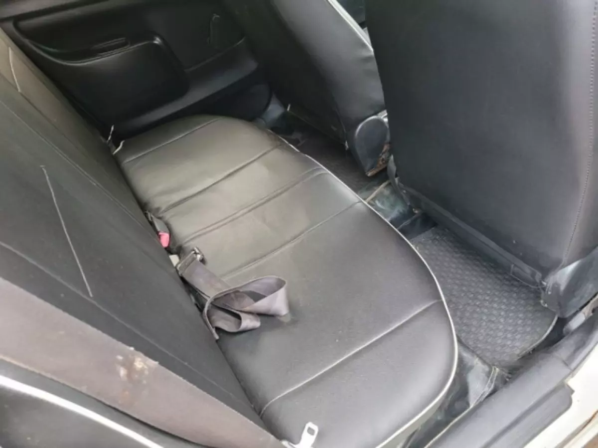 interiorBack