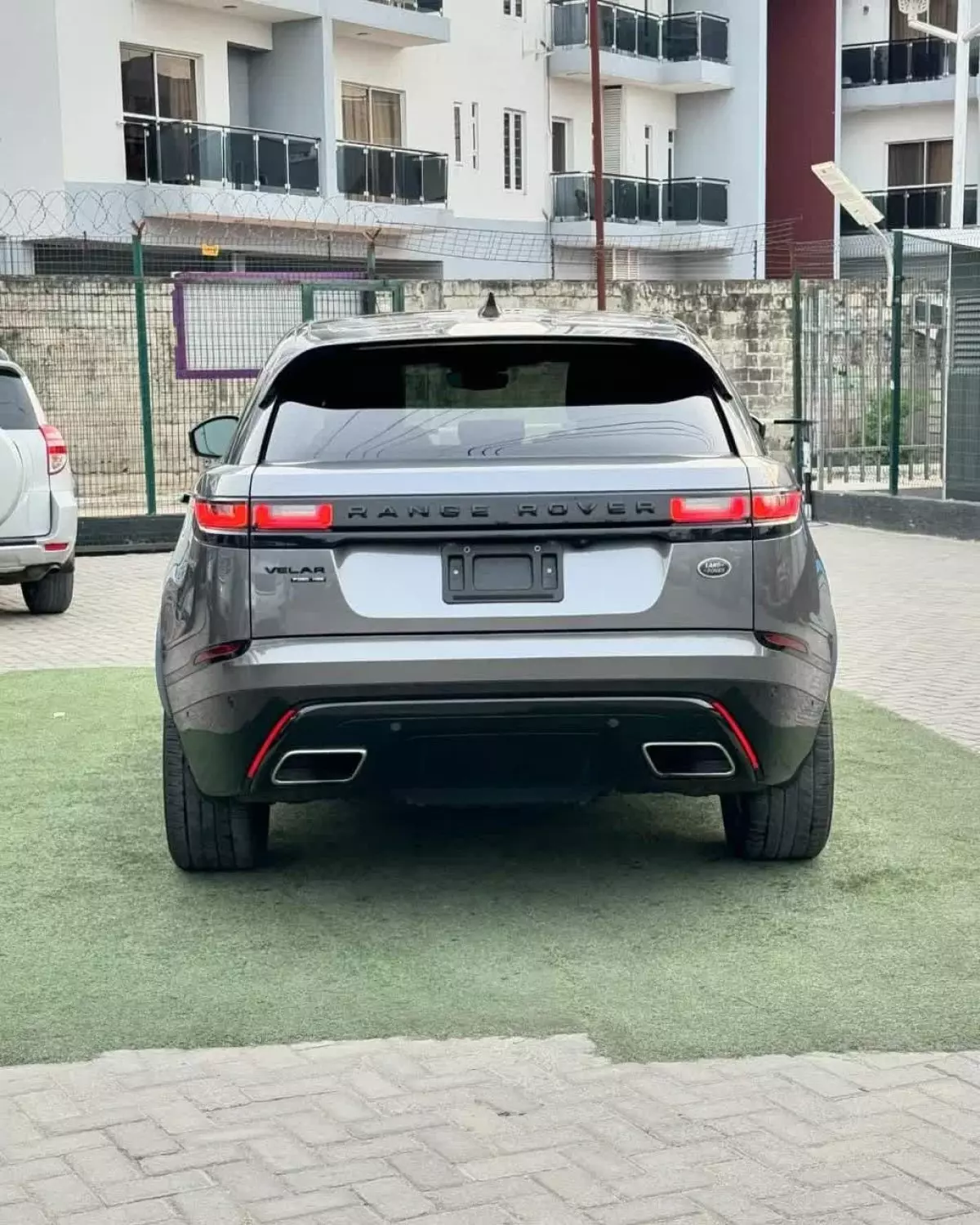 car Right Back
